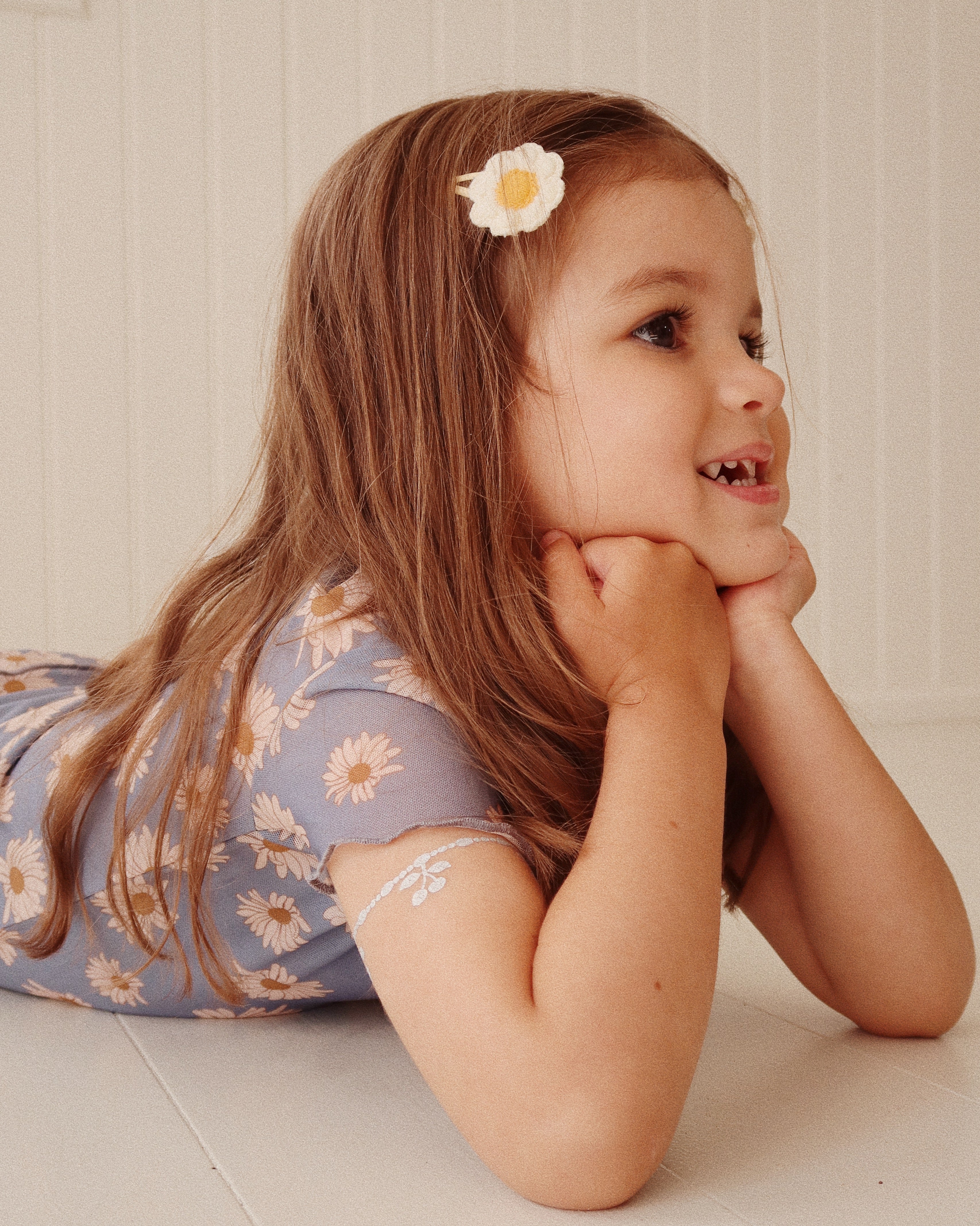 Mel Tee | Daisy Blue