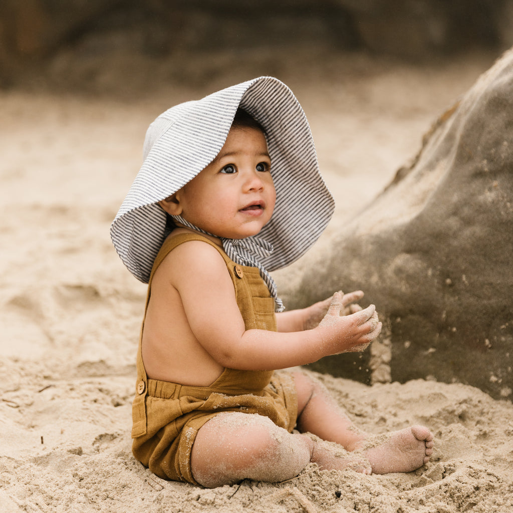 Island Stripe Sunbonnet