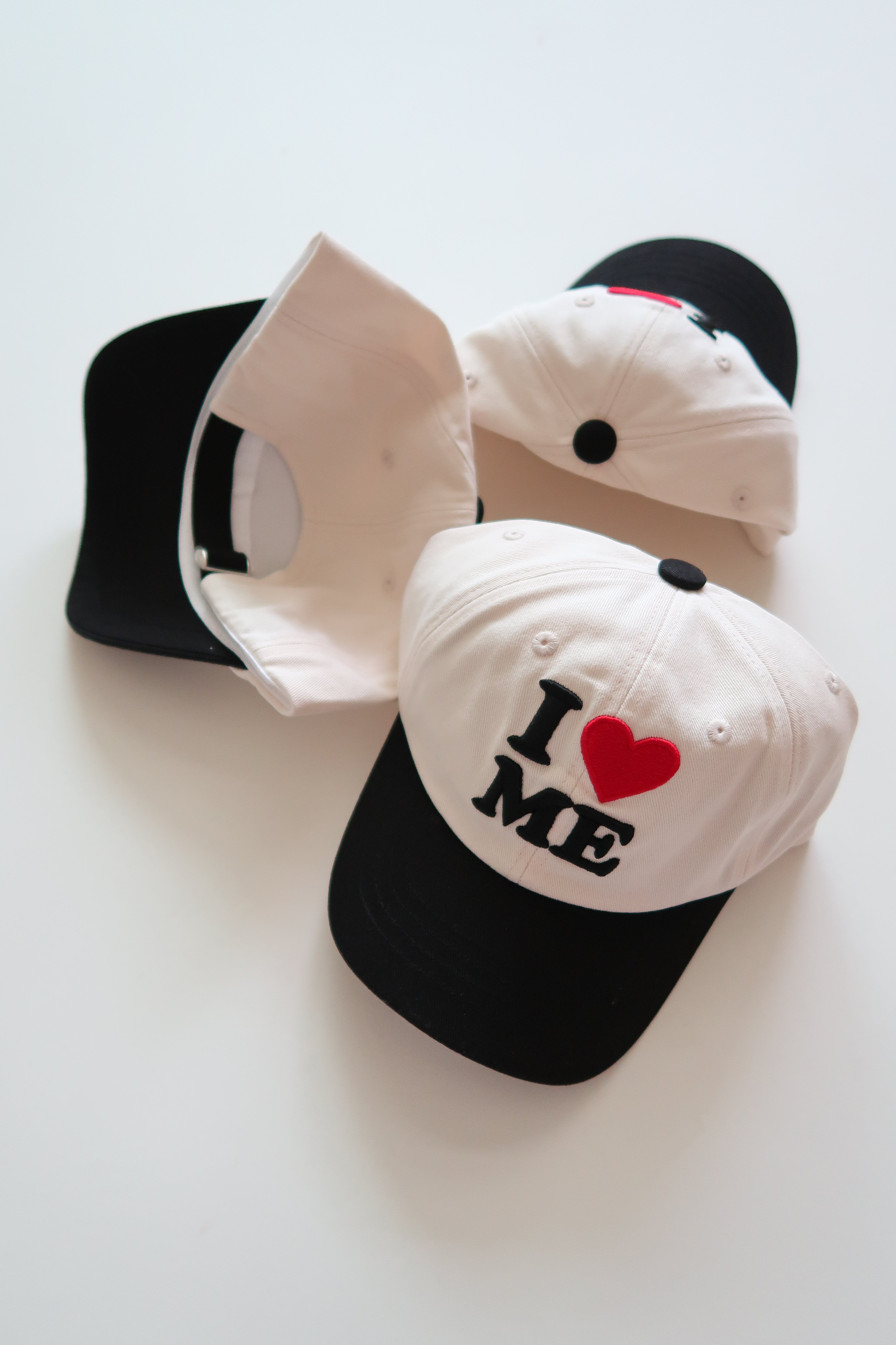 I ❤️ Me Cap
