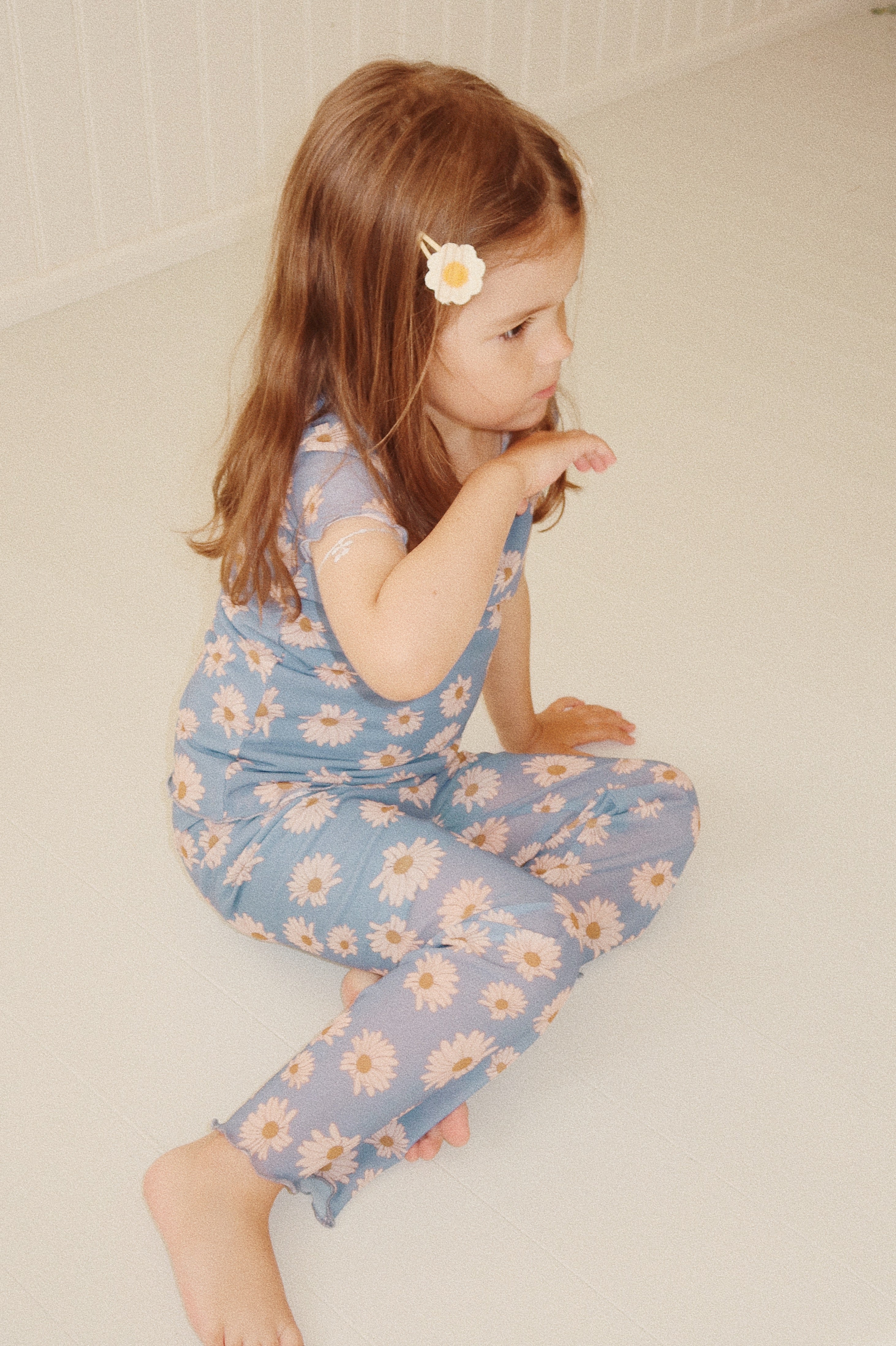 Mel Tee | Daisy Blue
