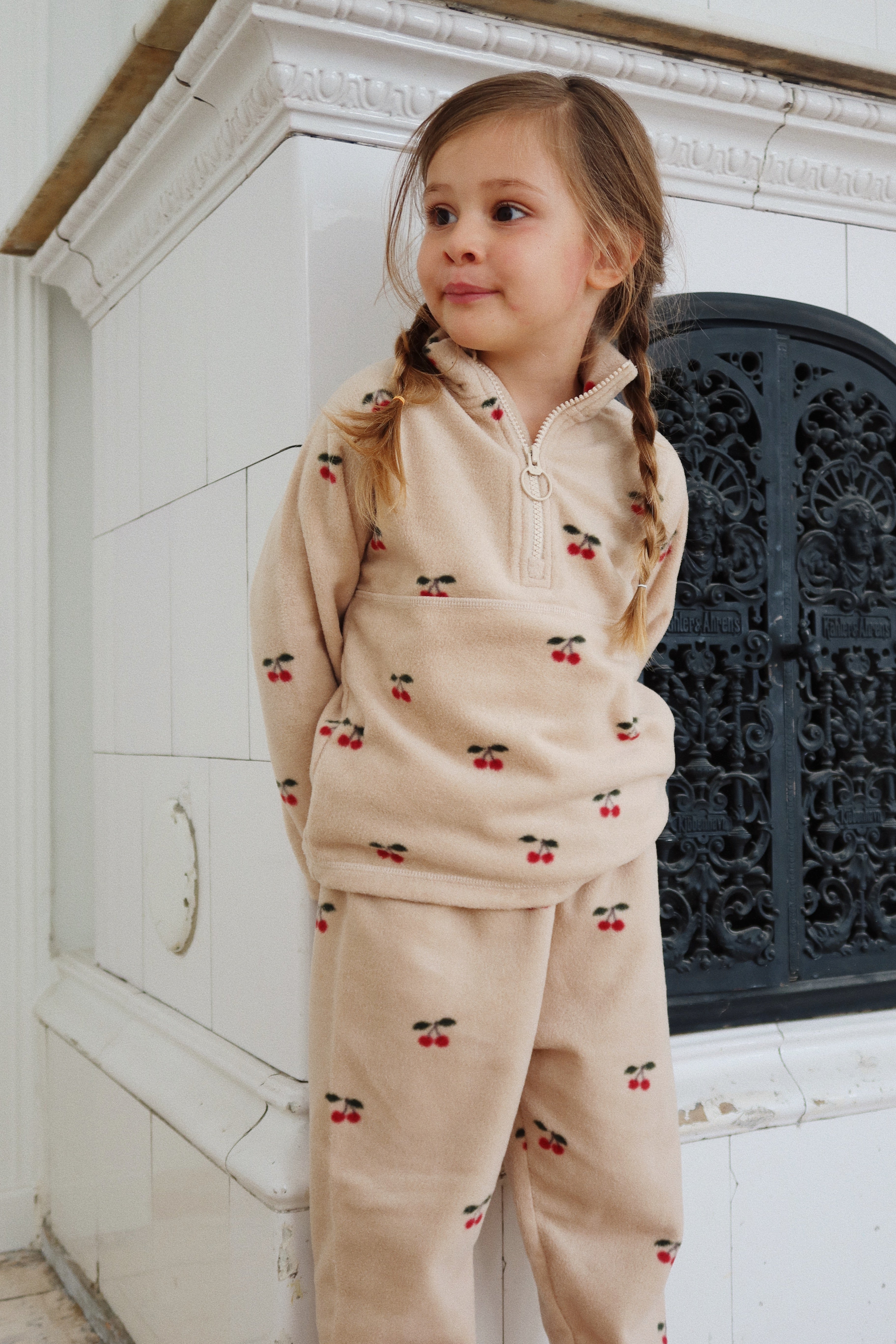 Tavi Fleece Pants | Cherry